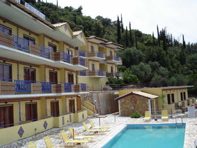 Politia Hotel Айос-Никитас Экстерьер фото